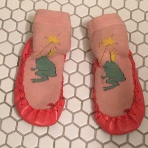 Girls Hanna Anderson slipper moccasins